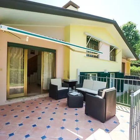 Villa Girasole Bibione Exterior photo